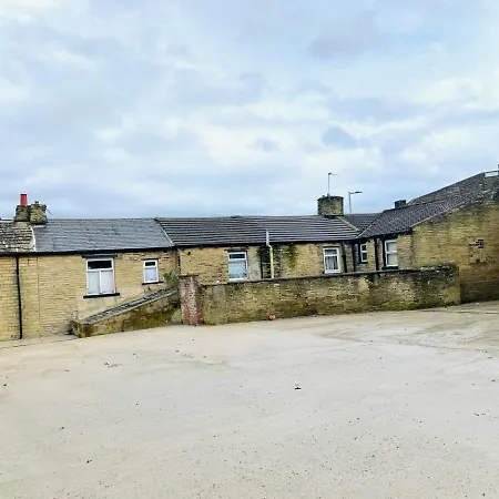 Marina * Bradford (West Yorkshire)